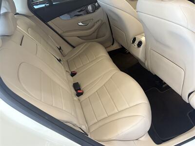 2020 Mercedes-Benz GLC GLC 300   - Photo 15 - Santa Cruz, CA 95062