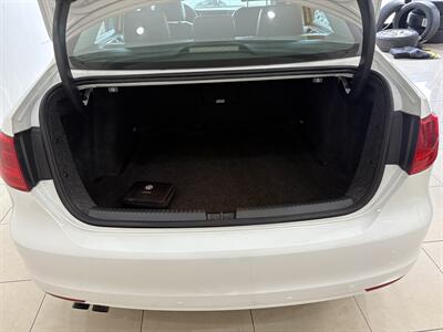 2014 Volkswagen Jetta SEL PZEV   - Photo 5 - Santa Cruz, CA 95062