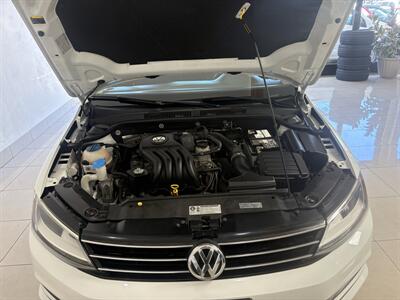 2015 Volkswagen Jetta S   - Photo 8 - Santa Cruz, CA 95062