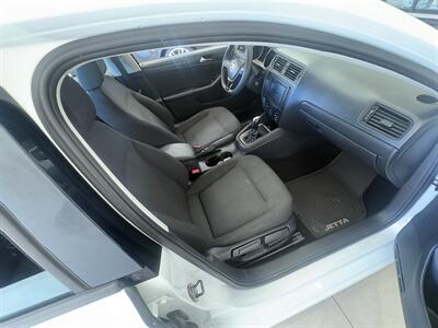 2015 Volkswagen Jetta S   - Photo 12 - Santa Cruz, CA 95062