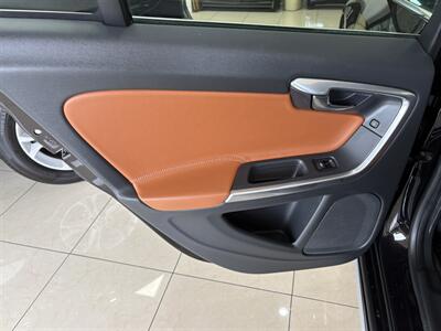 2015 Volvo V60 T5 Drive-E Premier   - Photo 20 - Santa Cruz, CA 95062