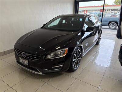 2015 Volvo V60 T5 Drive-E Premier   - Photo 1 - Santa Cruz, CA 95062