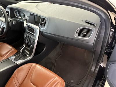 2015 Volvo V60 T5 Drive-E Premier   - Photo 17 - Santa Cruz, CA 95062