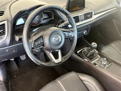 2018 MAZDA MAZDA3 Touring - Photo 17 - Santa Cruz, CA 95062