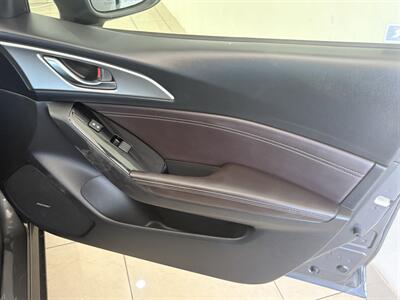2018 MAZDA MAZDA3 Touring - Photo 21 - Santa Cruz, CA 95062