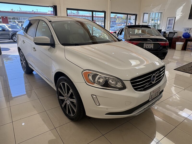2016 Volvo XC60 Premier