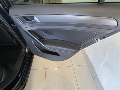 2020 Volkswagen Golf TSI   - Photo 17 - Santa Cruz, CA 95062