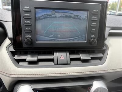 2019 Toyota RAV4 XLE - Photo 11 - Santa Cruz, CA 95062