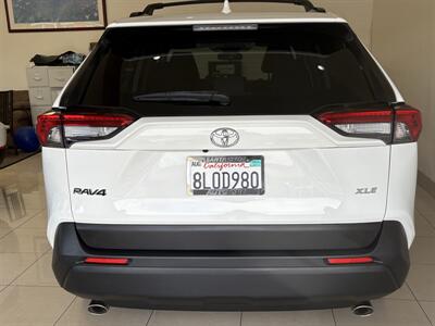 2019 Toyota RAV4 XLE - Photo 4 - Santa Cruz, CA 95062