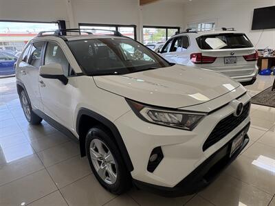 2019 Toyota RAV4 XLE - Photo 2 - Santa Cruz, CA 95062
