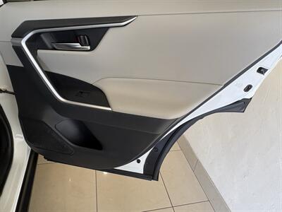 2019 Toyota RAV4 XLE - Photo 23 - Santa Cruz, CA 95062