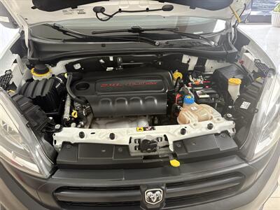 2019 Toyota RAV4 XLE - Photo 9 - Santa Cruz, CA 95062