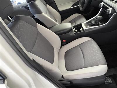 2019 Toyota RAV4 XLE - Photo 19 - Santa Cruz, CA 95062