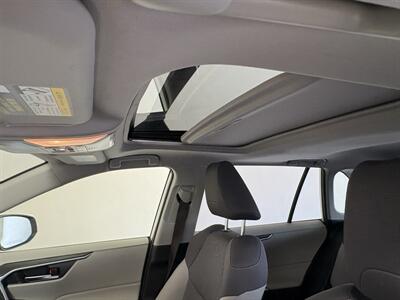 2019 Toyota RAV4 XLE - Photo 8 - Santa Cruz, CA 95062