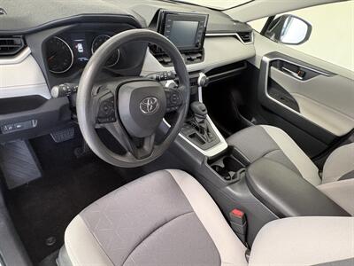 2019 Toyota RAV4 XLE - Photo 14 - Santa Cruz, CA 95062