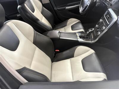 2016 Volvo V60 T5 Platinum   - Photo 13 - Santa Cruz, CA 95062