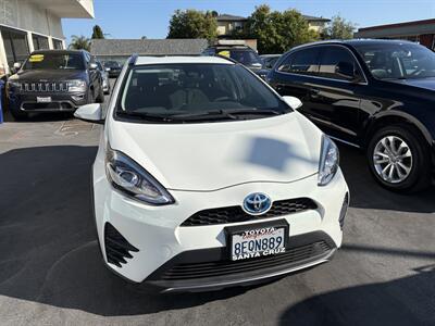2018 Toyota Prius c One   - Photo 2 - Santa Cruz, CA 95062