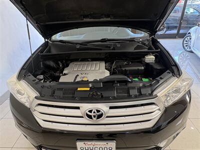 2013 Toyota Highlander SE   - Photo 7 - Santa Cruz, CA 95062