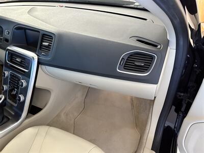 2015 Volvo S60 T5 Drive-E Premier   - Photo 25 - Santa Cruz, CA 95062