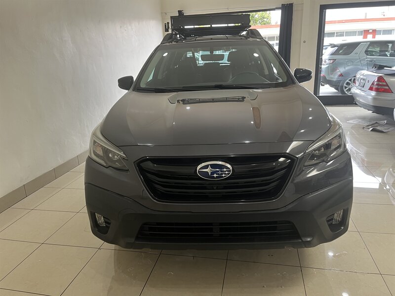 2020 Subaru Outback Onyx Edition photo 3