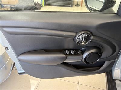 2015 MINI Hardtop 4 Door Cooper   - Photo 11 - Santa Cruz, CA 95062