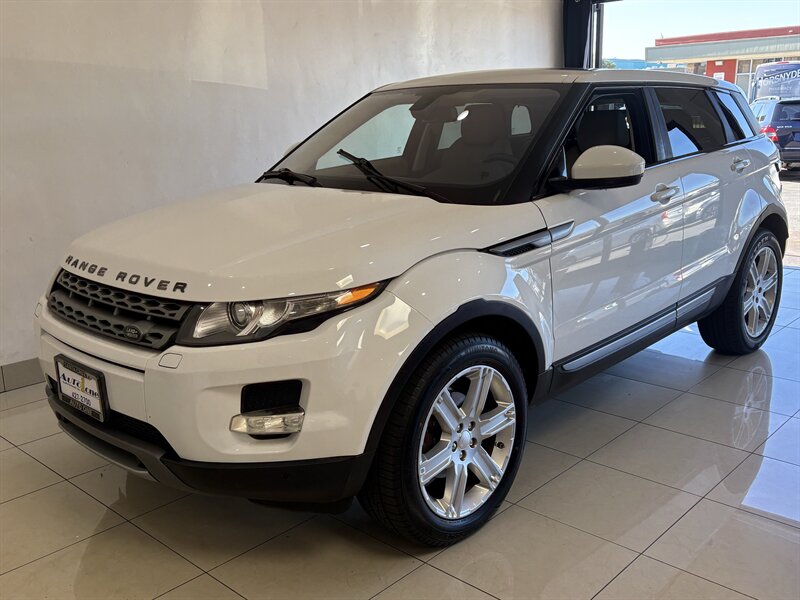 2014 Land Rover Range Rover Evoque Pure's photo