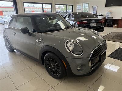 2019 MINI Hardtop 2 Door Cooper - Photo 2 - Santa Cruz, CA 95062