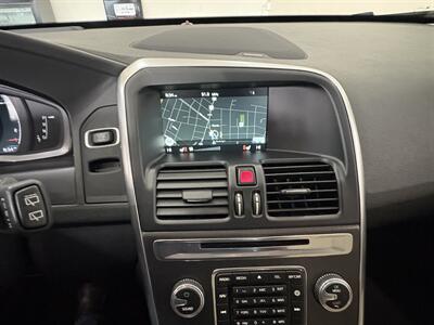 2016 Volvo XC60 T5 Drive-E Platinum   - Photo 14 - Santa Cruz, CA 95062