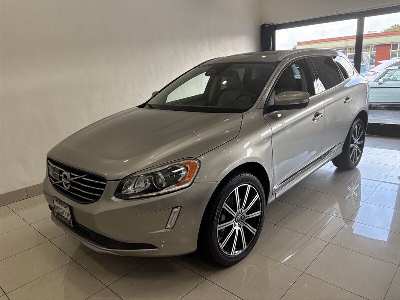 2016 Volvo XC60 T5 Drive-E Platinum   - Photo 1 - Santa Cruz, CA 95062