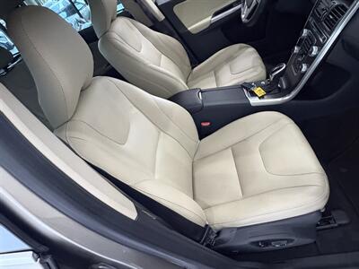 2016 Volvo XC60 T5 Drive-E Platinum   - Photo 19 - Santa Cruz, CA 95062