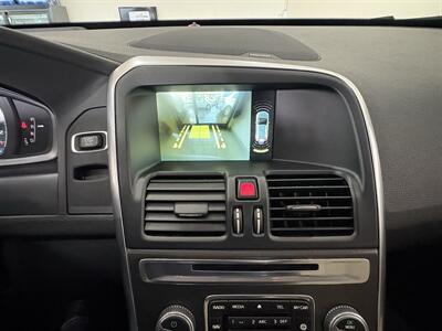 2016 Volvo XC60 T5 Drive-E Platinum   - Photo 13 - Santa Cruz, CA 95062