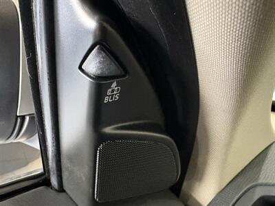2016 Volvo XC60 T5 Drive-E Platinum   - Photo 12 - Santa Cruz, CA 95062
