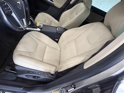 2016 Volvo XC60 T5 Drive-E Platinum   - Photo 20 - Santa Cruz, CA 95062