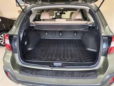 2019 Subaru Outback 2.5i Limited   - Photo 5 - Santa Cruz, CA 95062