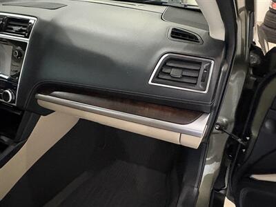 2019 Subaru Outback 2.5i Limited   - Photo 18 - Santa Cruz, CA 95062