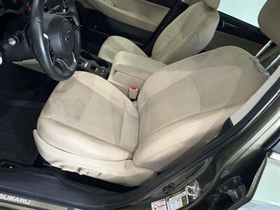 2019 Subaru Outback 2.5i Limited   - Photo 11 - Santa Cruz, CA 95062
