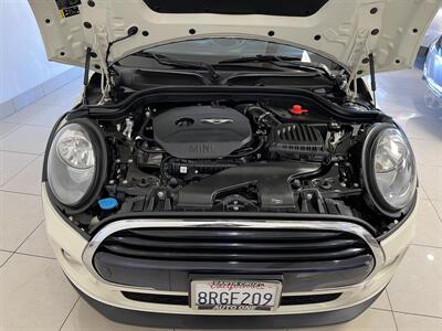 2018 MINI Hardtop 2 Door Cooper   - Photo 9 - Santa Cruz, CA 95062