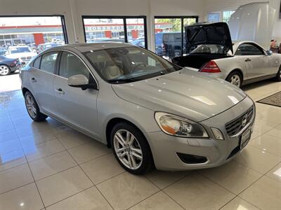 2013 Volvo S60 T5 Premier Plus   - Photo 2 - Santa Cruz, CA 95062