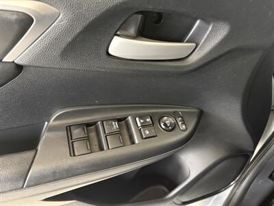 2015 Honda Fit LX - Photo 17 - Santa Cruz, CA 95062