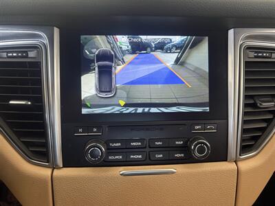 2017 Porsche Macan   - Photo 10 - Santa Cruz, CA 95062