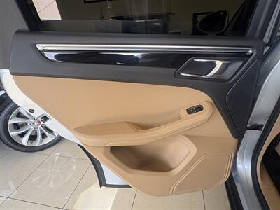 2017 Porsche Macan   - Photo 22 - Santa Cruz, CA 95062