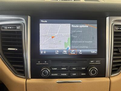 2017 Porsche Macan   - Photo 9 - Santa Cruz, CA 95062