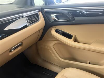 2017 Porsche Macan   - Photo 19 - Santa Cruz, CA 95062