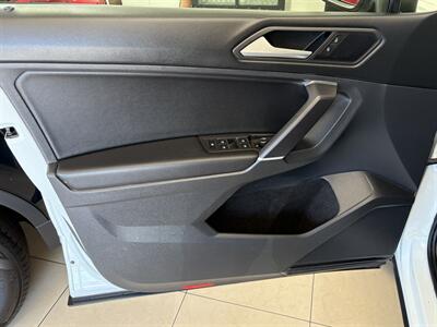 2020 Volkswagen Tiguan SE 4Motion   - Photo 17 - Santa Cruz, CA 95062