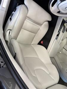 2019 Volvo XC60 T5 Momentum   - Photo 13 - Santa Cruz, CA 95062