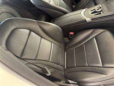 2019 Mercedes-Benz GLC GLC 300   - Photo 14 - Santa Cruz, CA 95062