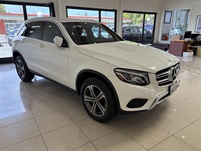 2019 Mercedes-Benz GLC GLC 300   - Photo 2 - Santa Cruz, CA 95062