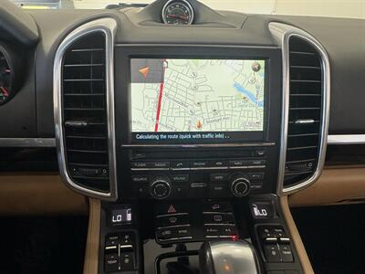 2016 Porsche Cayenne   - Photo 10 - Santa Cruz, CA 95062