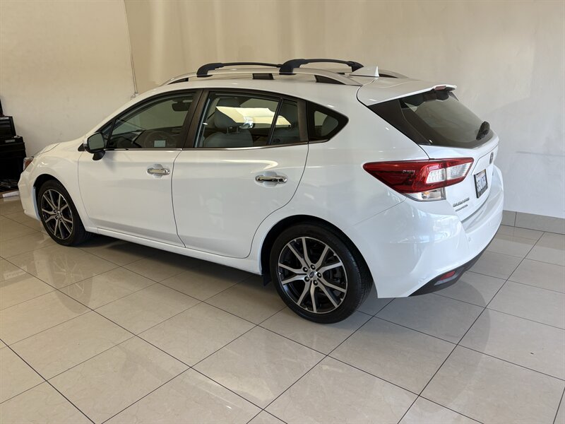 2018 Subaru Impreza Limited   - Photo 1 - Santa Cruz, CA 95062