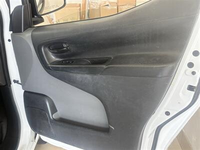 2017 Nissan NV200 S - Photo 13 - Santa Cruz, CA 95062
